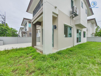 *****บ้านเดี่ยวมือสอง ม.เซนโทร พหลโยธิน-วิภาวดี เนื้อที่กว้าง 51 ตร.ว. ฟังก์ชัน 3 ห้องนอน 3 ห้องน้ำ ที่จอดรถ 2 คัน บ้านหลังใหญ่ สภาพใหม่เอี่ยม พร้อมลากกระเป๋าเข้าอยู่! บนทำเลเดินทางสะดวกเชื่อมต่อถนนพหลโยธิน, ถนนลำลูกกา, ถนนสายไหม, ถนนรังสิต-นครนายก และทางด่วน "โทลล์เวย์" จองเลยวันนี้!